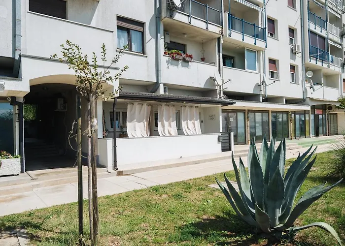 M Inn - Seaview With Sunny Terrace