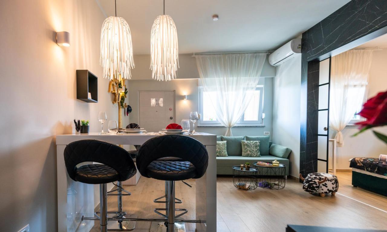 Apartment M - Seaview With Sunny Terrace