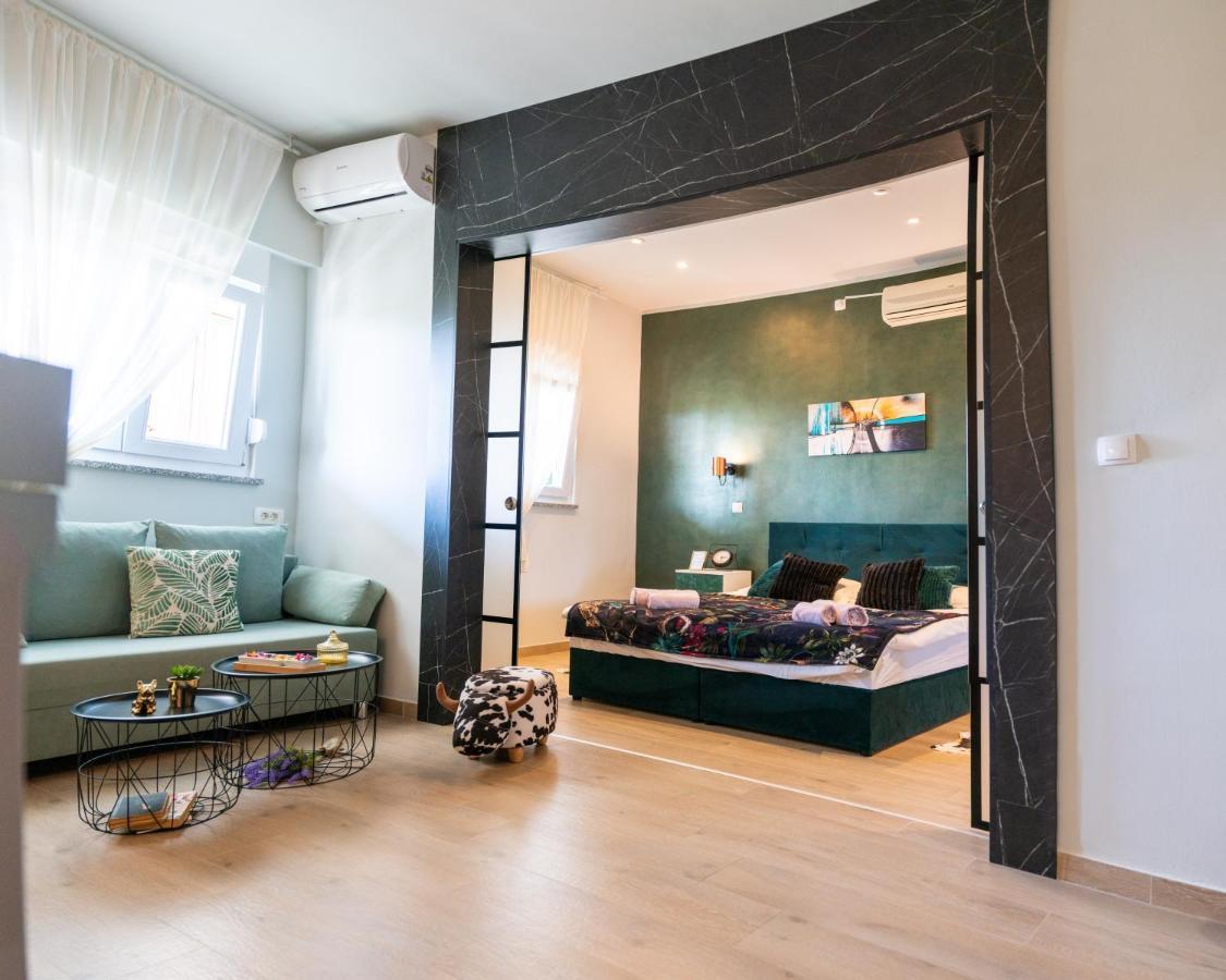 Apartment M - Seaview With Sunny Terrace Kastav