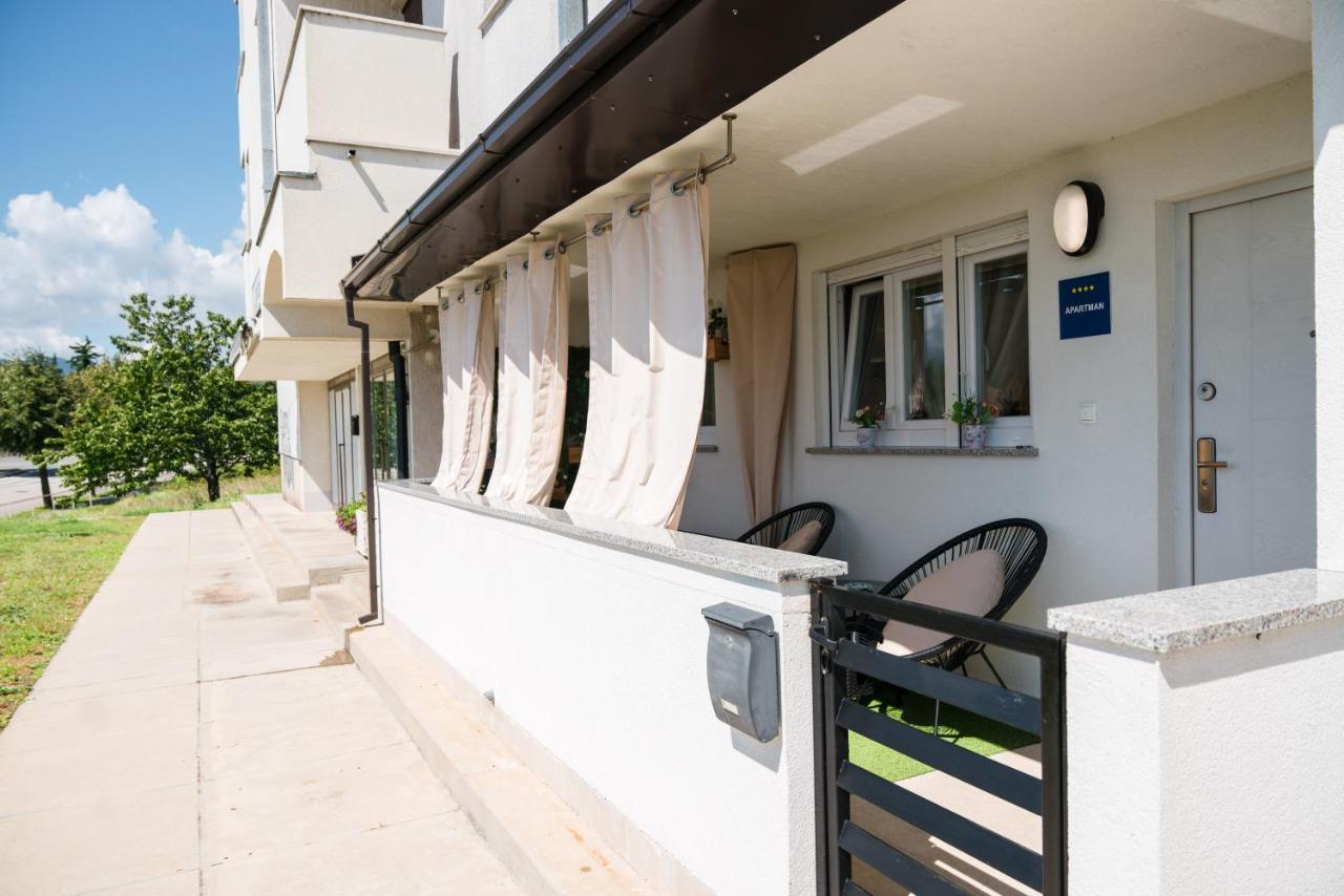 M - Seaview With Sunny Terrace Apartmán Kastav